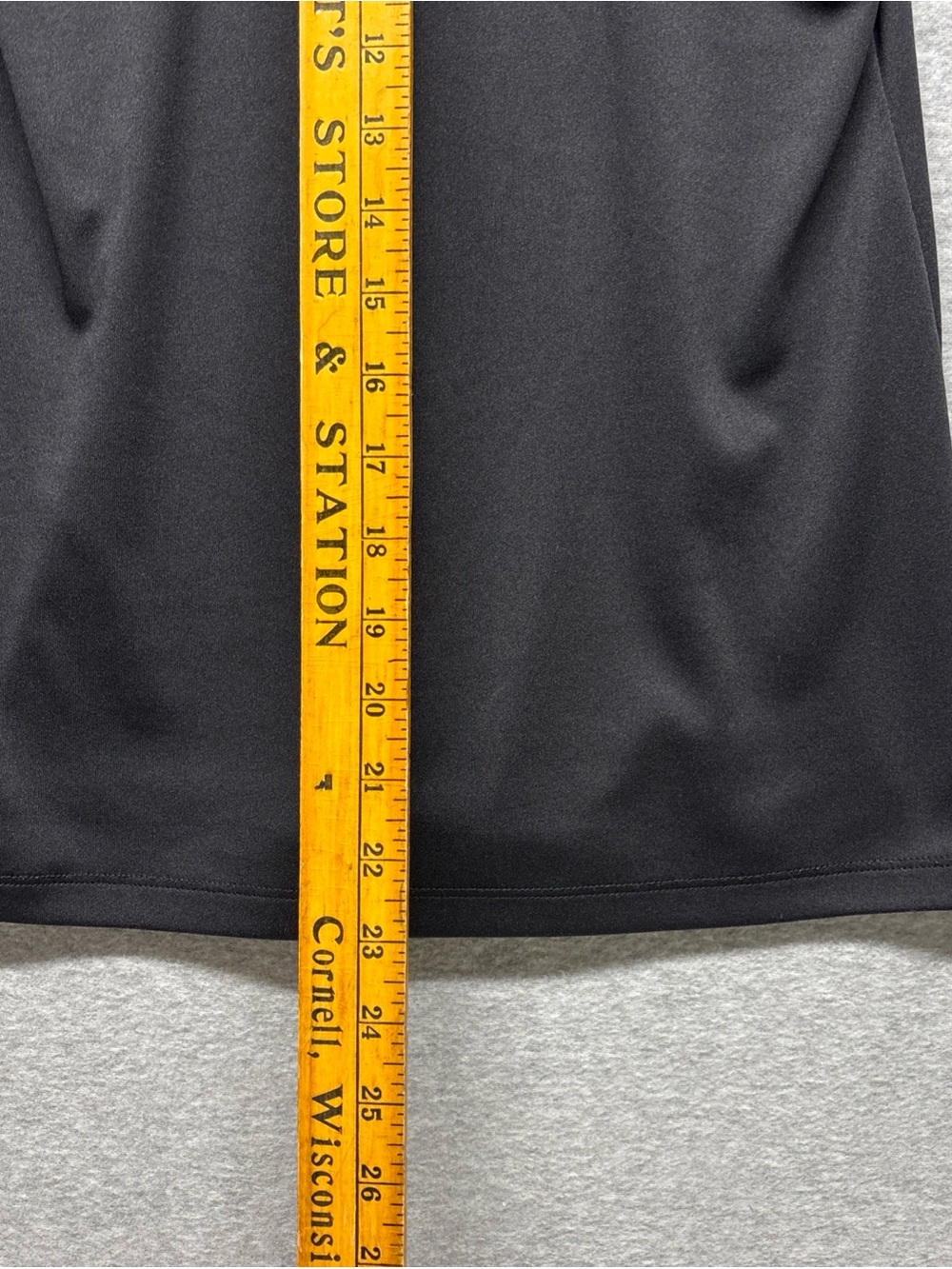 Under Armour Black Racerback Performance Tank Top - Picture 6 of 8